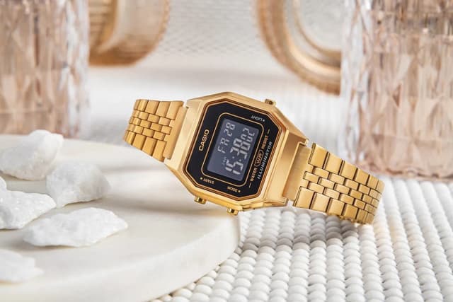 Zegarek damski Casio vintage milanese band - elegancja i styl na każdą okazję Zegarek damski Casio vintage milanese band - elegancja i styl na każdą okazję