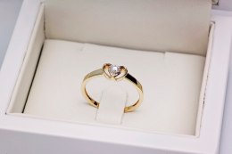 Złoty pierścionek PZD3903 - Diament